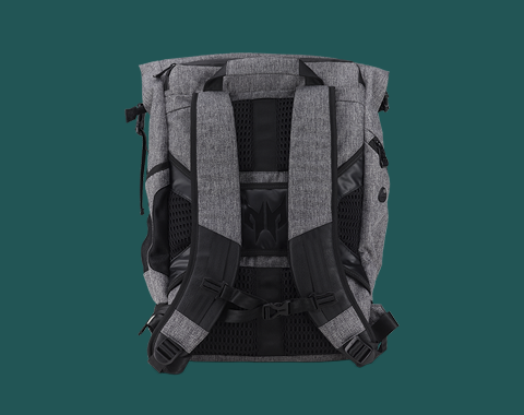 "MOCHILA ACER PREDATOR ROLLTOP PARA LAPTOP GAMING 15.6” CON COMPARTIMENTO ACOLCHADO, BOLSILLO INFERIOR, RESISTENTE AL CLIMA Y PANEL TRANSPIRABLE