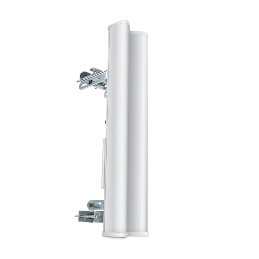 Antena Sectorial Ubiquiti AM-2G16-90  2.4 GHz AirMAX  2×2 MIMO  Ganancia 16 dBi  Ángulo 90° H/V  Pigtails Incluidos  Montaje en Poste  Ideal para Enlaces Punto‑Multipunto