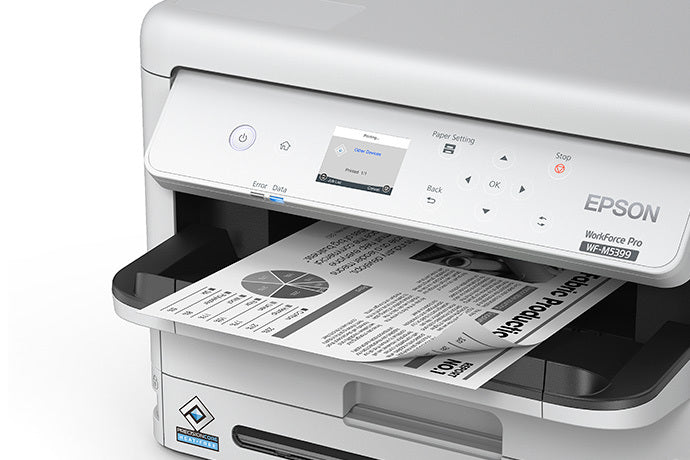 Impresora Epson WorkForce Pro WF-M5399 C11CK77301 detalle del panel de control y salida de papel