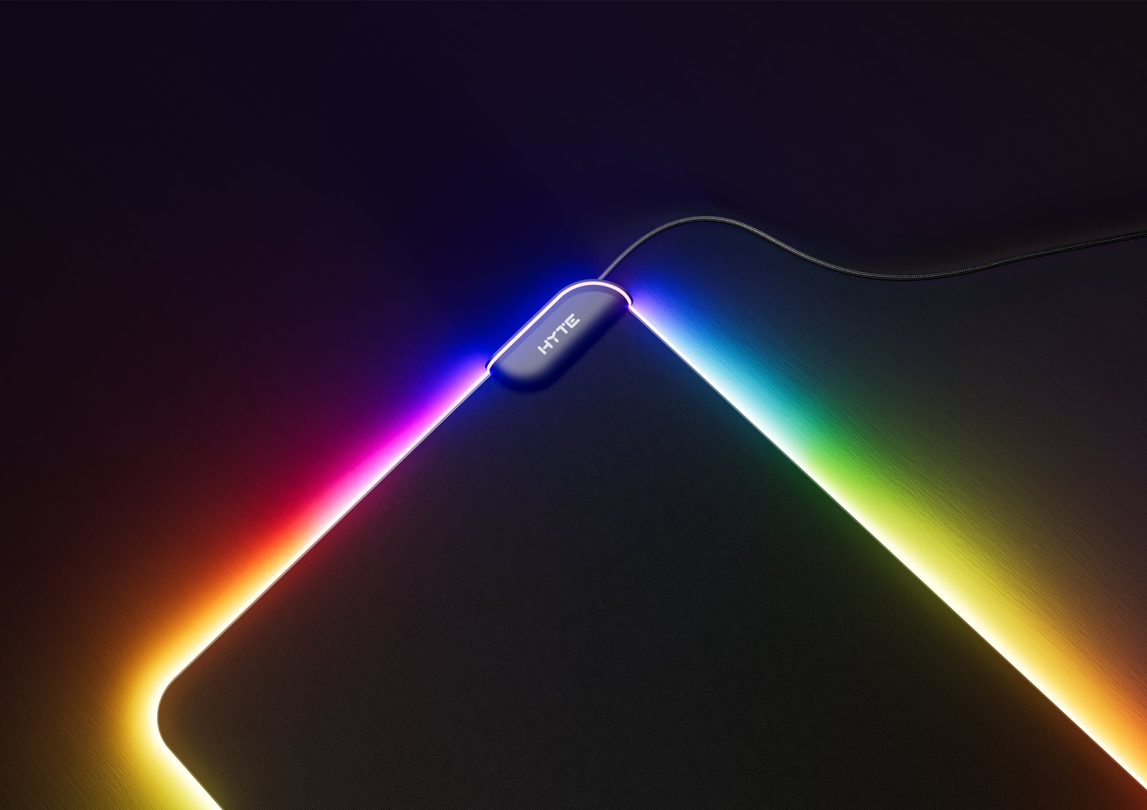 HYTE CNVS Pitch Black mouse pad RGB MAT-HYTE-CNVS-B detalle de iluminación qRGB