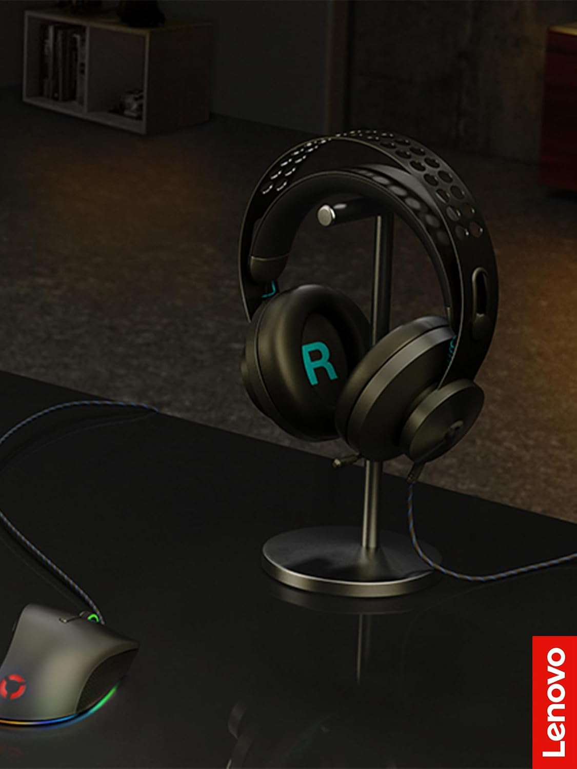 Auriculares Gamer Lenovo Legion H300 - Sonido Estéreo de Alta Fidelidad - Diseño Ergonómico con Chasis de Metal - Micrófono Retráctil con Cancelación de Ruido - Almohadillas de Cuero Sintético - Conector 3.5mm para PC, Consolas y Móvil (GXD0T69863) de Lenovo | first_variant_option_1 — Envío inmediato