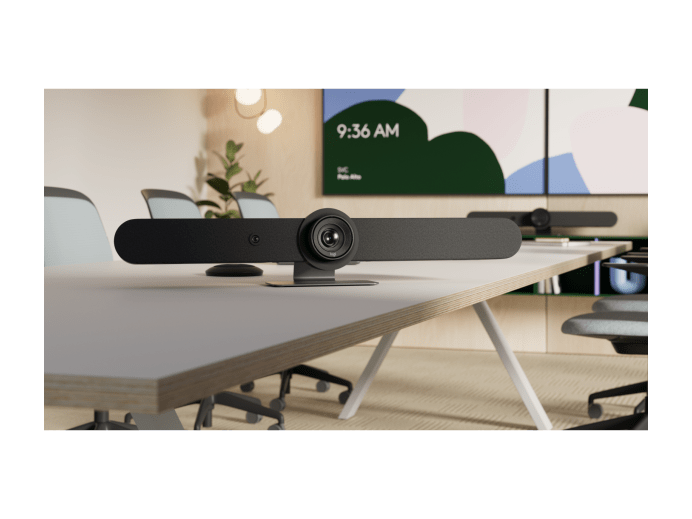 LOGITECH CÁMARA DE VIDEOCONFERENCIA LOGITECH RALLY BAR - 30FPS - GRAFITO - USB 3.0 - 3840 X 2160 VÍDEO - 3X ZOOM DIGITAL - MICRÓFONO - LAN INALÁMBRICA - RED (RJ - 45) - COMPUTADOR, PORTÁTIL de Logitech | first_variant_option_1 — Envío inmediato